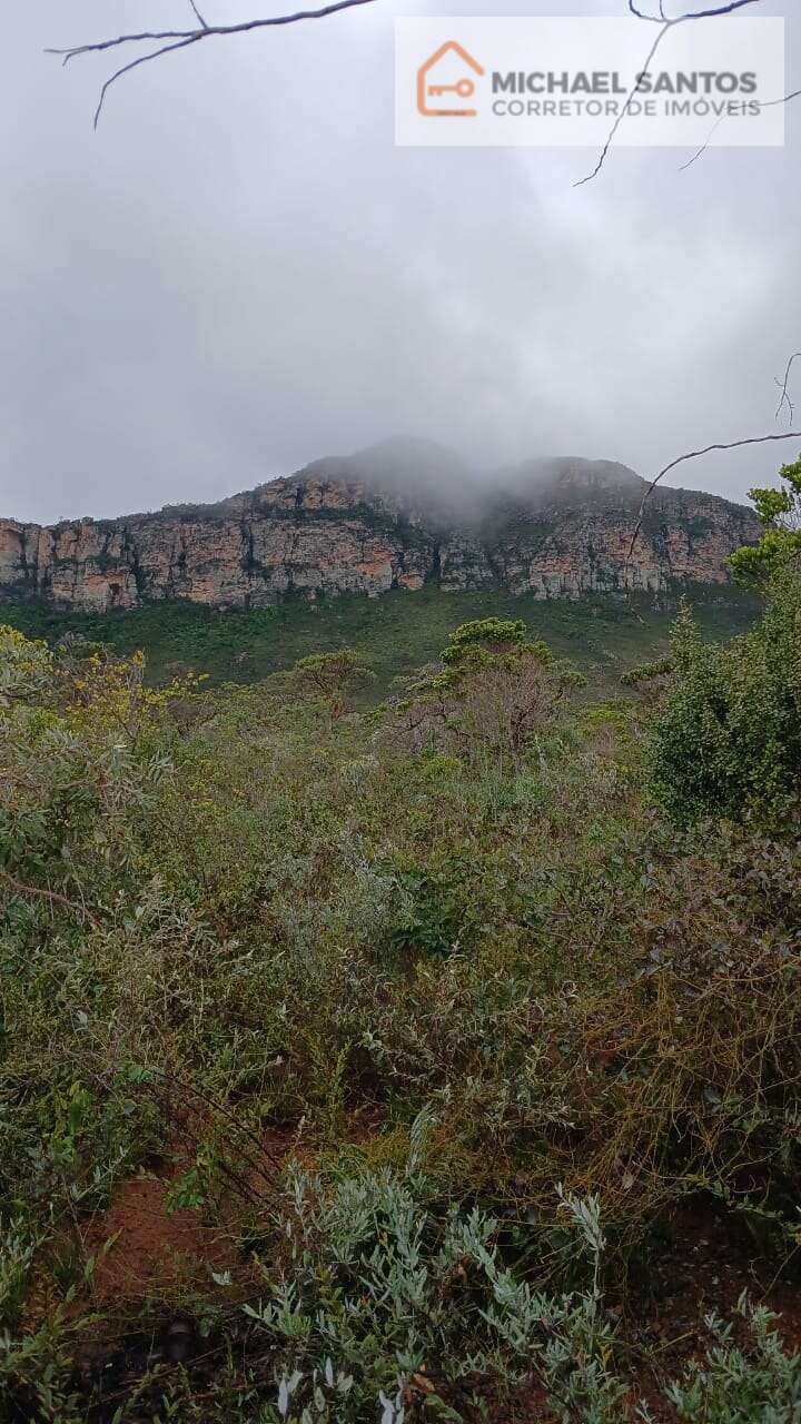 Fazenda Mucugê, 10 hectares, estrada do Guiné, vista exuberante, pés da Serra do Sincorá, fazenda na Chapada Diamantina, local espetacular, agende hj!